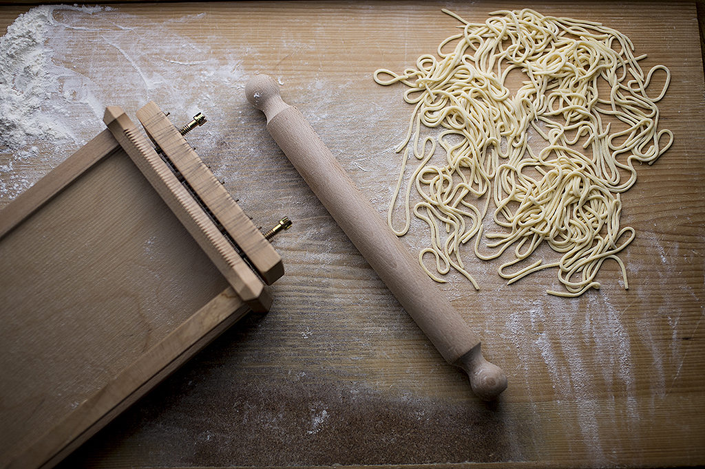 Pasta Making Guitar Timber Box - The Artisans Bottega